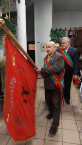 Wyprowadzenie sztandaru po spotkaniu